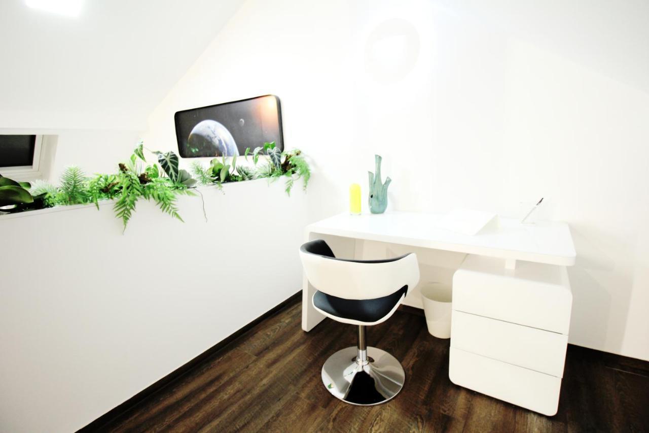 Secret Hideaways Space Loft Wohndesign Auf 2 Etagen L 450M Bis Uni Duisburg Luaran gambar