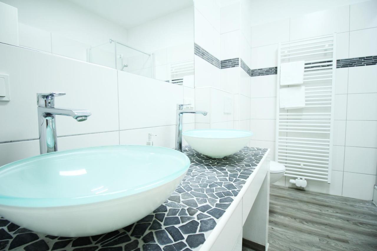Secret Hideaways Space Loft Wohndesign Auf 2 Etagen L 450M Bis Uni Duisburg Luaran gambar