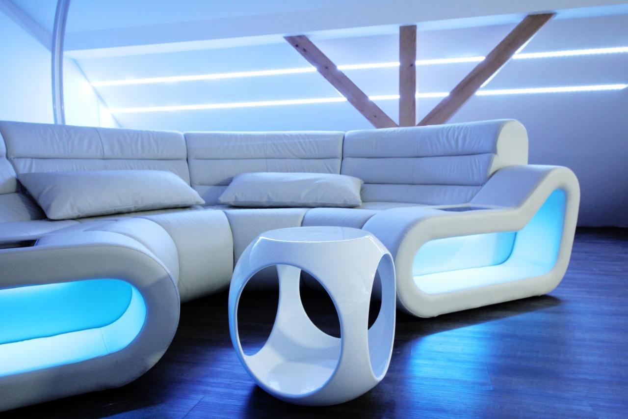 Secret Hideaways Space Loft Wohndesign Auf 2 Etagen L 450M Bis Uni Duisburg Luaran gambar